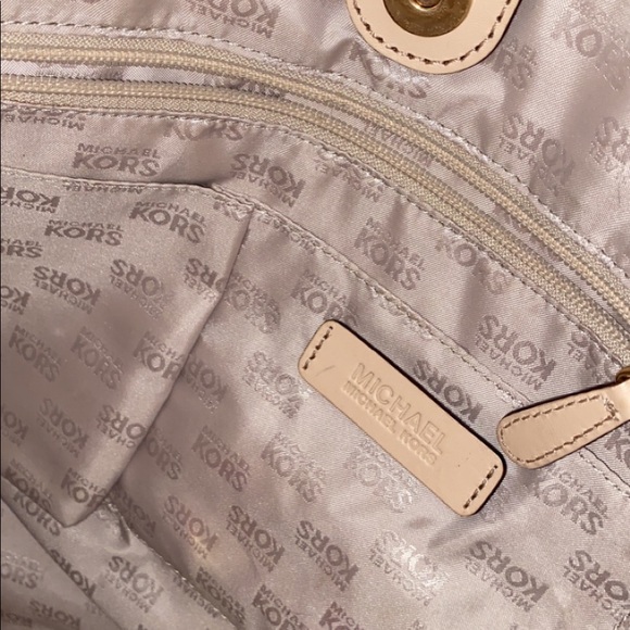 MK TOTE BAG - Picture 7 of 7